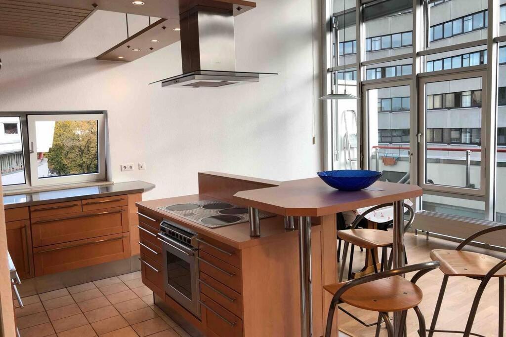 Premium Penthouse Wohnung Mit Schlossblick Zentral In Heidenheim Mit Tiefgarage Exterior foto